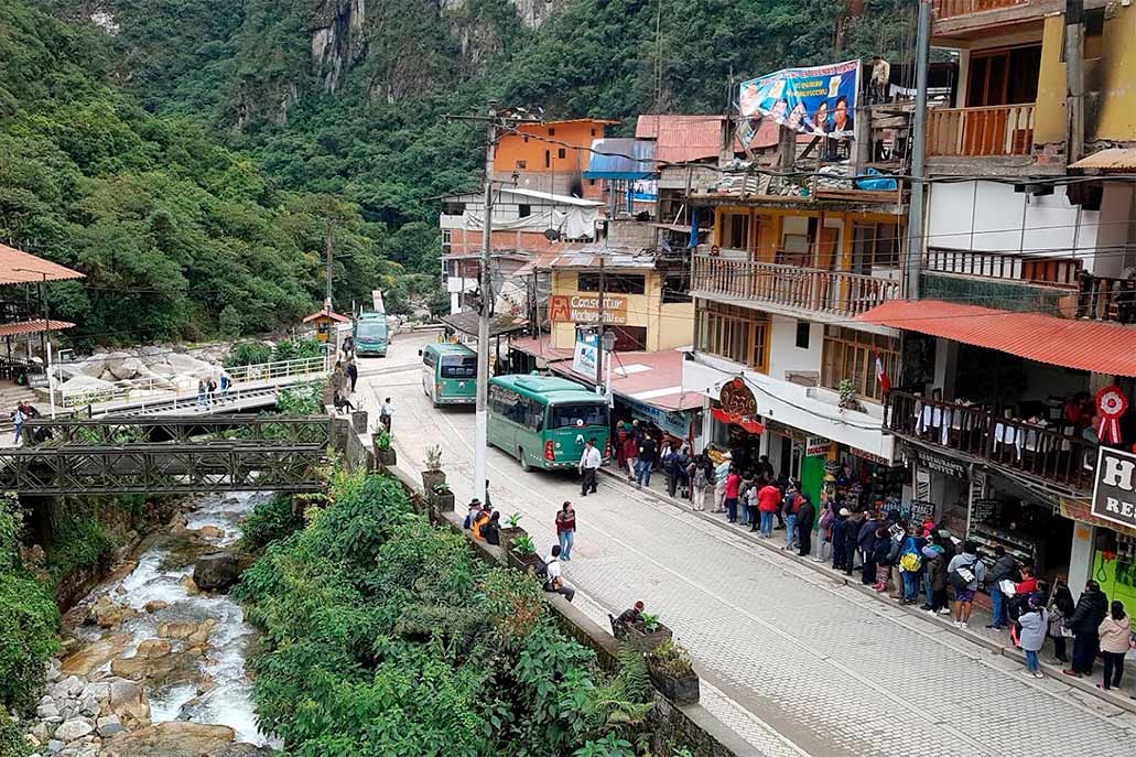 Bus Machu Picchu - Aguas Calientes
